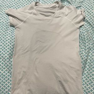 Lululemon swiftly tech